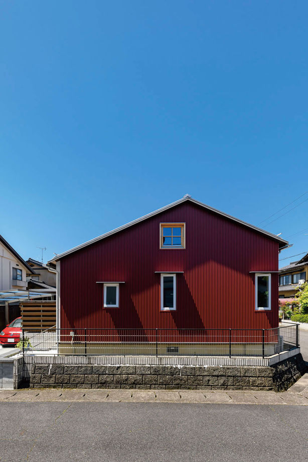 大和工務店 【平屋×離れ×W断熱｜間取り図有】特許の全館空調で冬の朝も寒さ知らず。キャビンは多趣味な夫の秘密基地の建築実例画像3