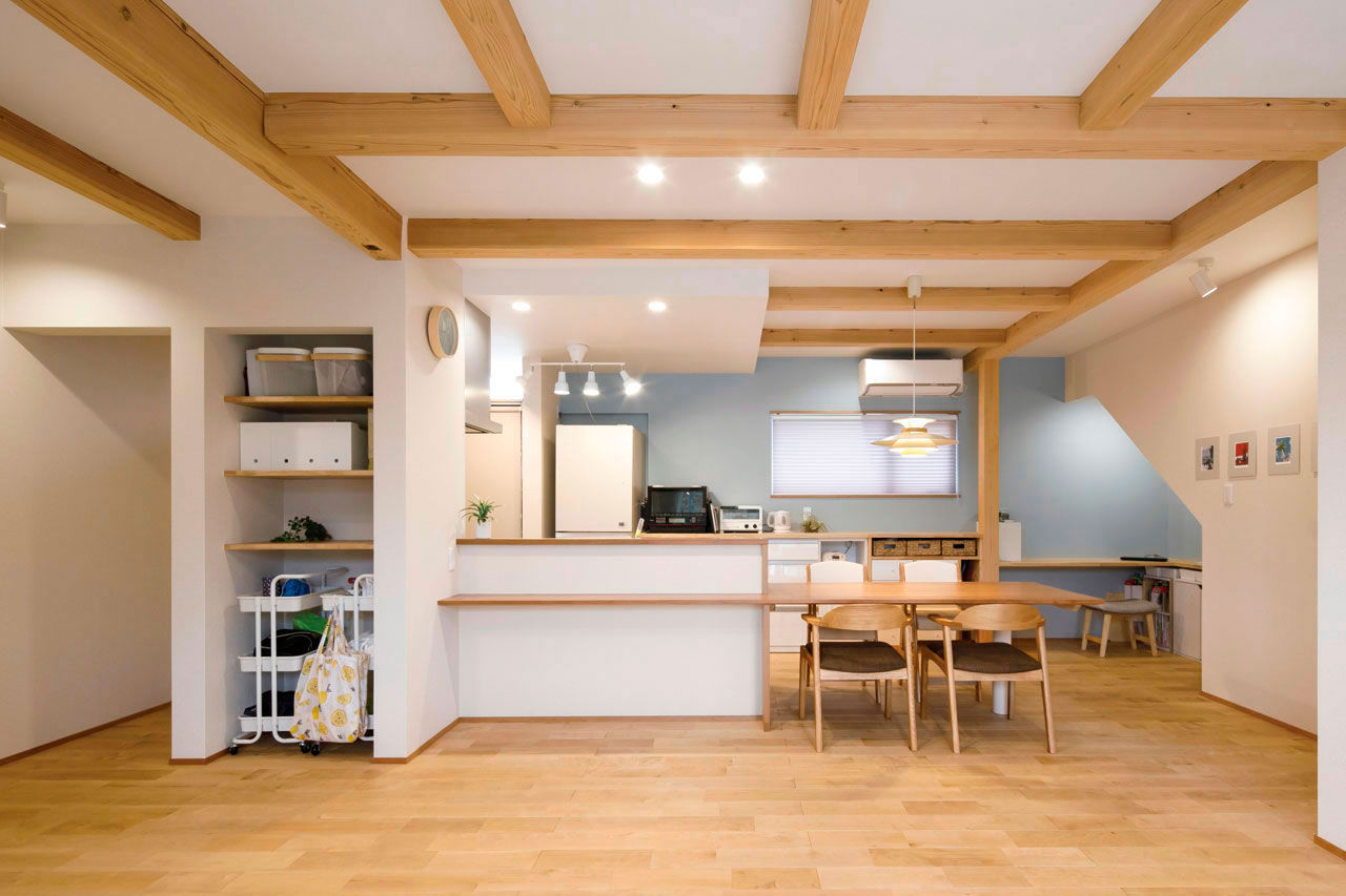 大和工務店 【2000万円台×35坪×収納｜間取り図有】開放的な間取りもW断熱で心地よく。家族の居場所たっぷりの白い家の建築実例画像3