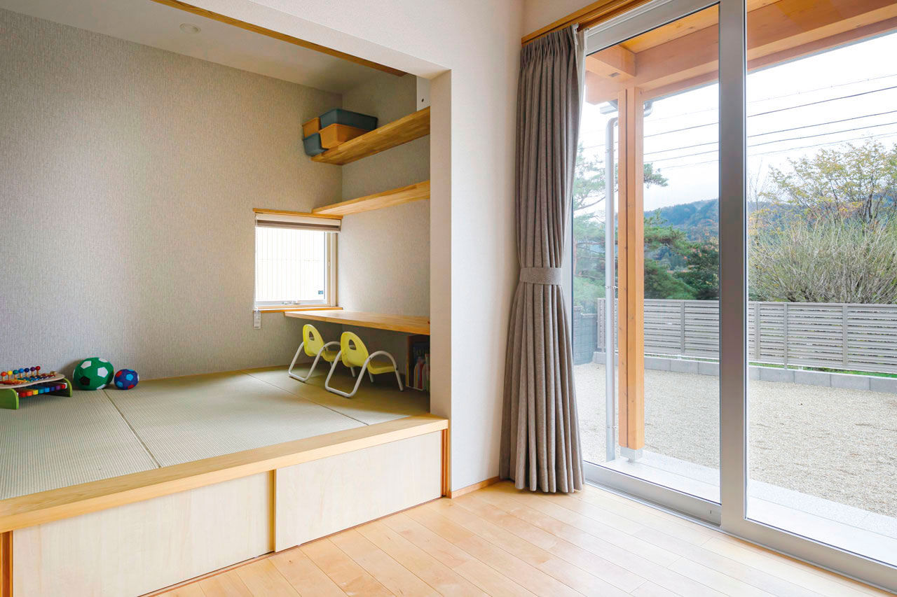 大和工務店 【2000万円台×35坪×収納｜間取り図有】開放的な間取りもW断熱で心地よく。家族の居場所たっぷりの白い家の建築実例画像10