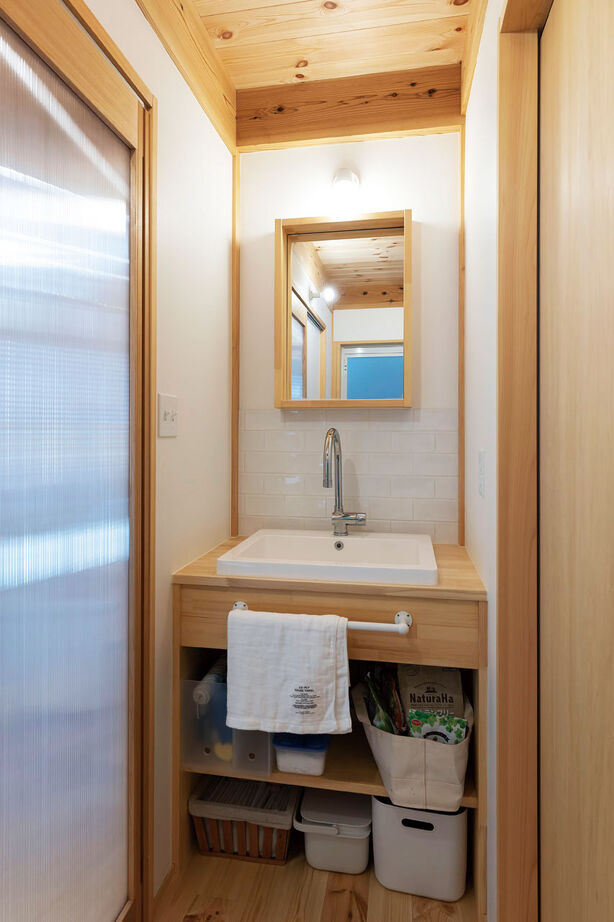 大和工務店 【1000万円台×18坪×土間｜間取り図有】無垢材が包む大空間で料理やDIYを満喫。秘密基地のように暮らす家の建築実例画像10