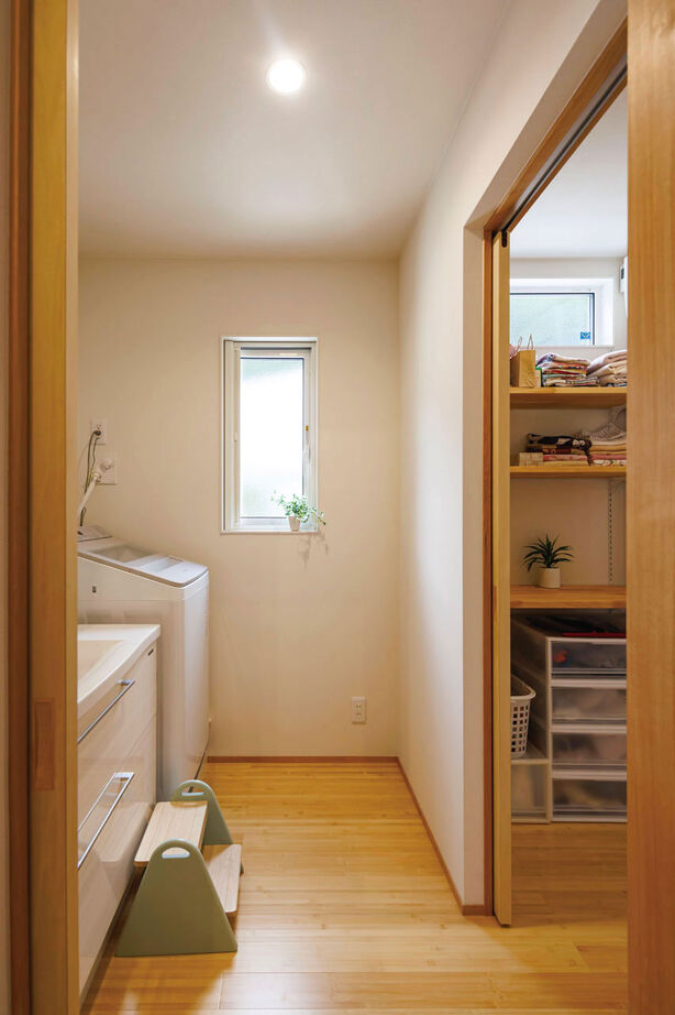 大和工務店 【2000万円台×平屋風×W断熱｜間取り図有】寒がりかつ光熱費が気になるから、性能優先。無垢材も心地いいの建築実例画像7