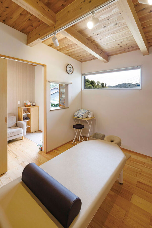 大和工務店 【2000万円台×平屋風×W断熱｜間取り図有】寒がりかつ光熱費が気になるから、性能優先。無垢材も心地いいの建築実例画像8