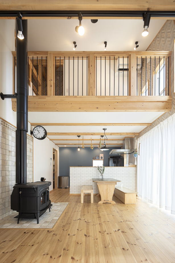 ヒューマンホームズ 【1000万円台|30坪台|間取図】憧れの薪ストーブを備えた平屋感覚の２階建て。庭でキャンプやBBQも楽しい！の建築実例画像4