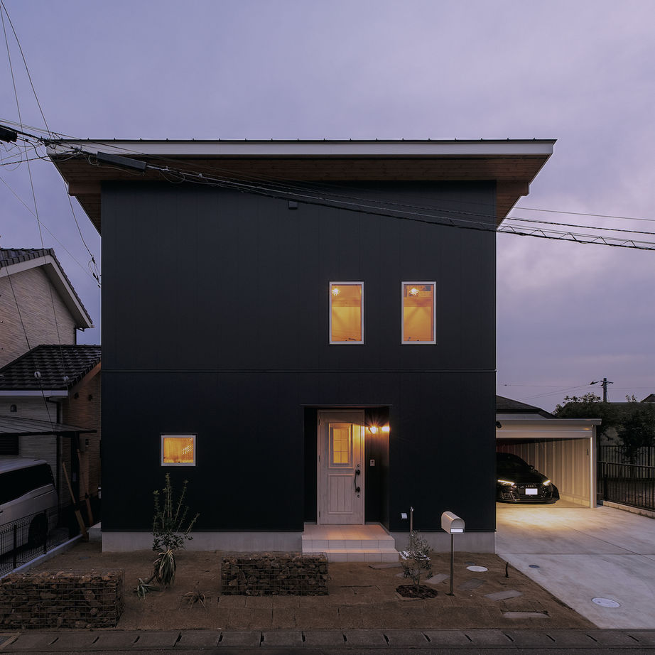 ヒューマンホームズ 【bino|1000万円台|20坪台|間取り図】吹き抜けで自然素材に囲まれた開放感を満喫！土間リビングも楽しい家の建築実例画像2