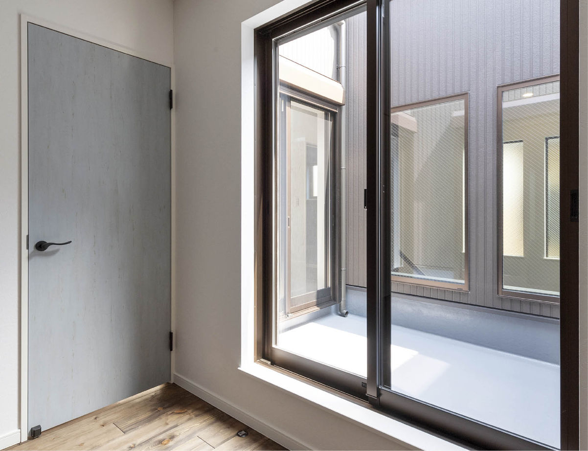 KITOKITO HOME&LIFE 【堺市｜1000万円台｜25坪｜吹き抜け】木＆漆喰塗りが居心地いいおしゃれなナチュラルヴィンテージの家の建築実例画像3