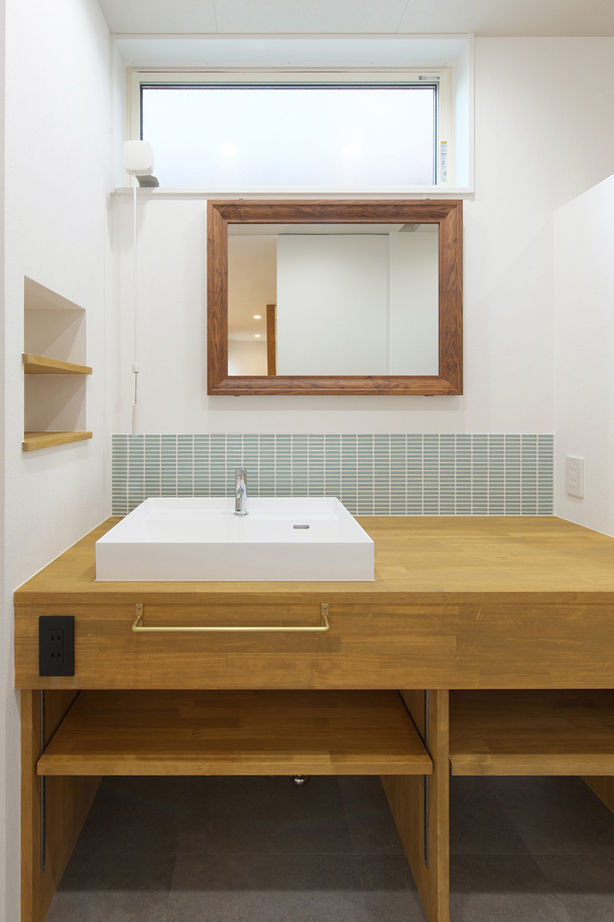 KITOKITO HOME&LIFE 【奈良市｜2000万円台｜30坪台】塗り壁ですっきりとシンプルに仕上げたグレーの外観。家のなかは自然素材での建築実例画像10