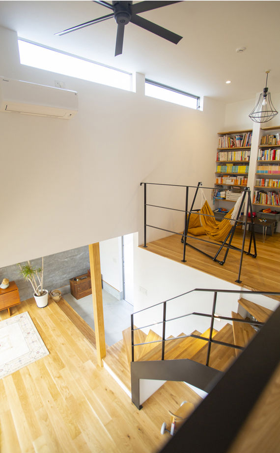 KITOKITO HOME&LIFE 【生駒市｜2000万円台｜30坪台｜建築家】家族それぞれに居心地のいい場所がある、スキップフロアの家の建築実例画像2