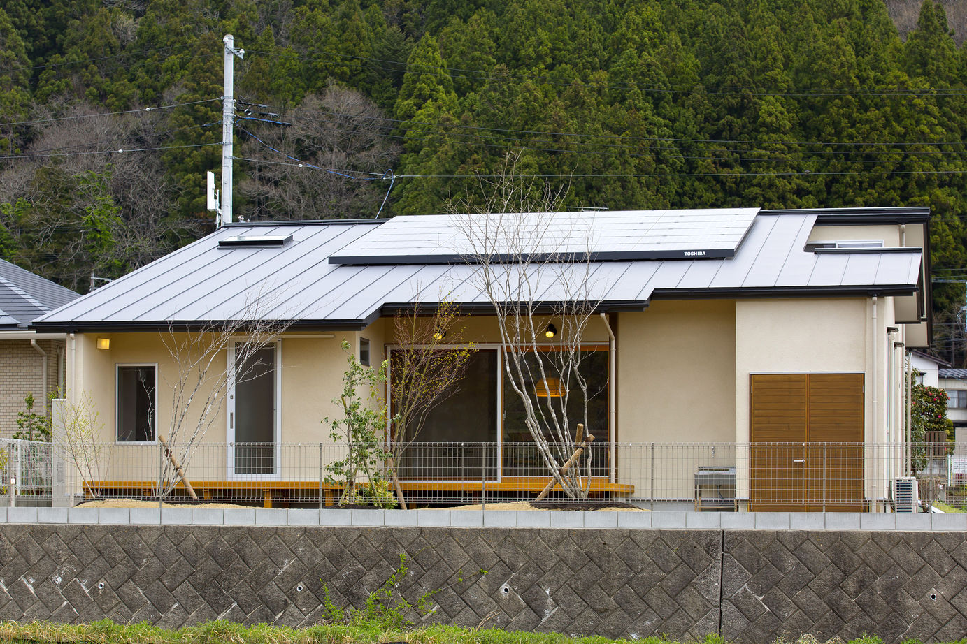 みのり建築舎 自然の中で環境にも家計にも優しい省エネな住まいで子育ても暮らしも楽しむ平屋の家の建築実例画像2