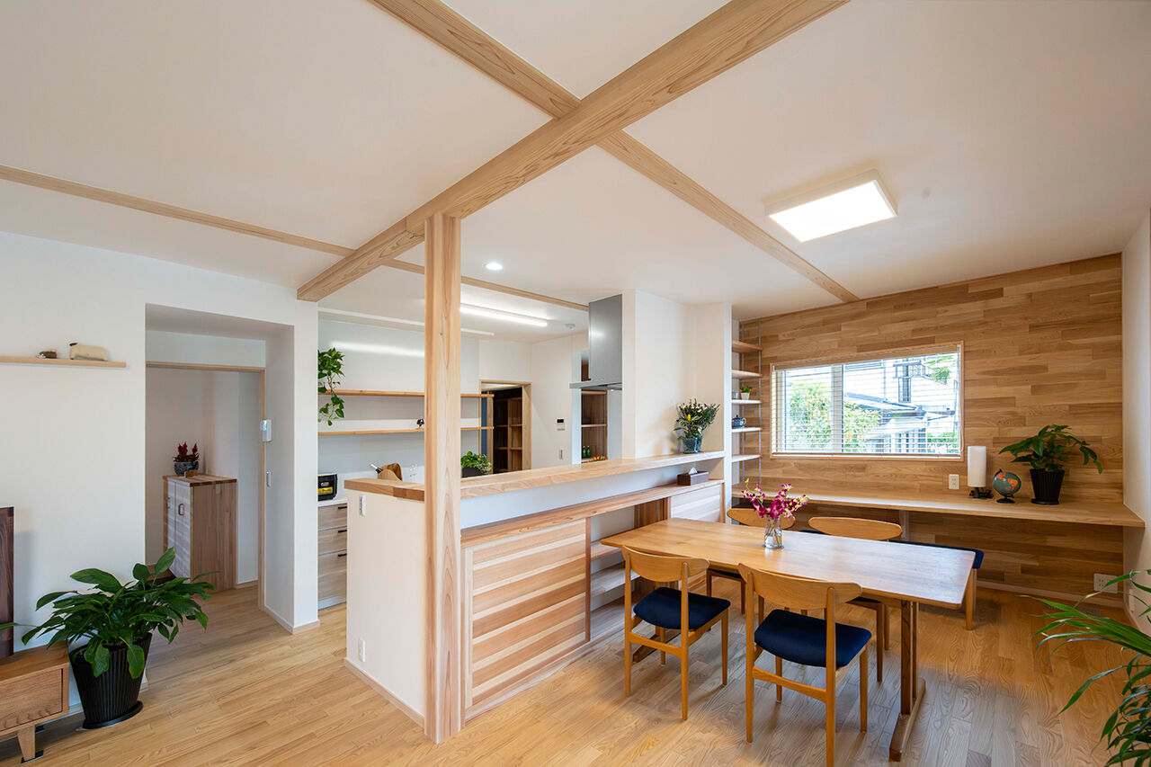 みのり建築舎 【3000万円～3499万円／収納充実／間取図】重厚感とやさしい木の温もり。家相を考慮した寄棟屋根の住まいの建築実例画像3