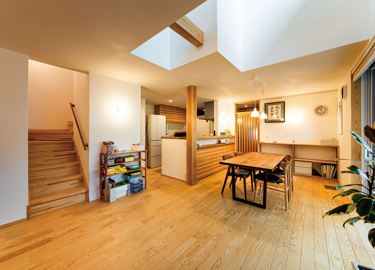 みのり建築舎 【2000万円～2499万円／ZEH／自然素材／吹抜／間取図】家族で音楽を楽しみ、読書に没頭する心地よい木の家の建築実例画像3