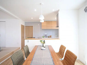 アイフルホーム/シリウスEHC 【2000万円～2499万円／33.5坪／4LDK】ひろびろ居室とたっぷり収納で、毎日が暮らしやすい家の建築実例画像2