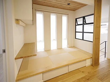 アイフルホーム/シリウスEHC 【2000万円～2499万円／32坪／2LDK】2階にヌックのある家。リビング吹き抜けとオープン階段で開放感も抜群の建築実例画像4