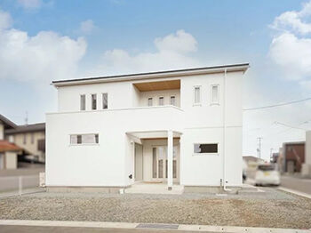 アイフルホーム/シリウスEHC 【2000万円～2499万円／32坪／2LDK】2階にヌックのある家。リビング吹き抜けとオープン階段で開放感も抜群の建築実例画像9