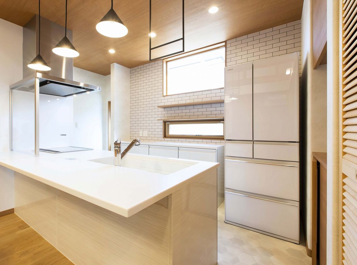 こころ建築設計 【平屋/間取り有】木の質感あふれる造作が魅力。ナチュラルスタイルの平屋の佇まいを実現の建築実例画像6