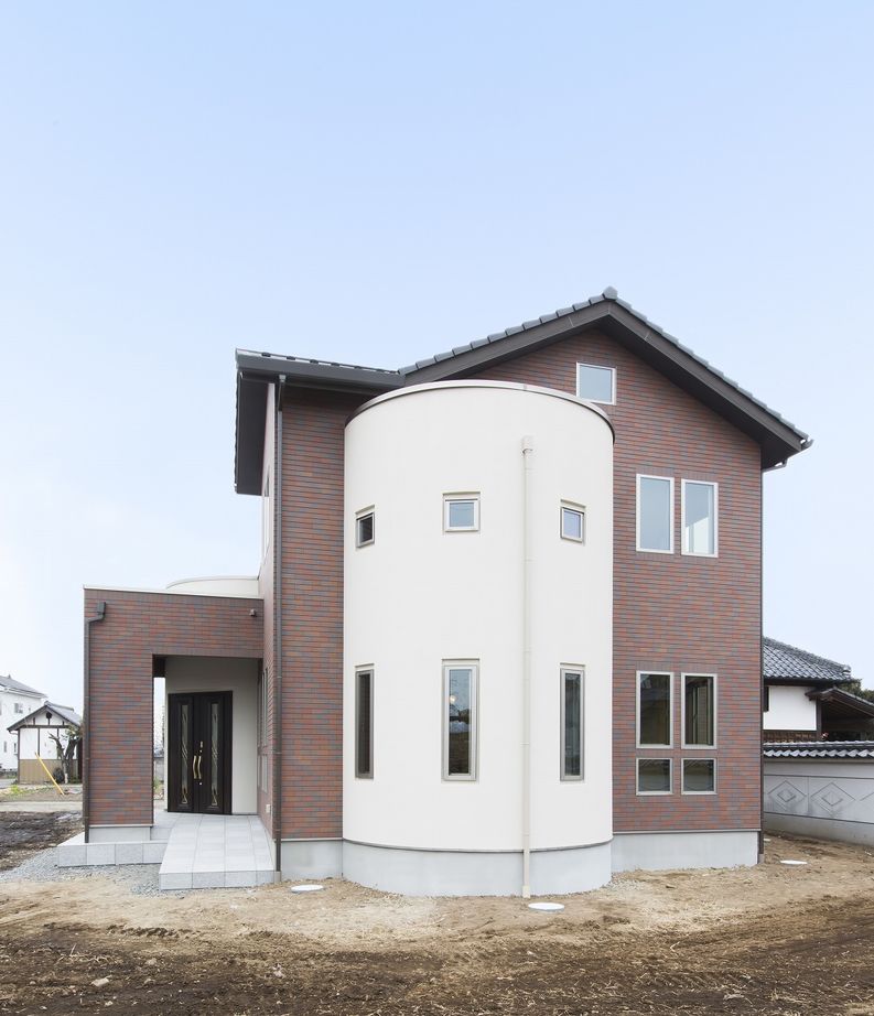 こころ建築設計 ２つの半円の塔が住まいに斬新なデザインと空間をもたらす、個性あふれる住まいの建築実例画像10