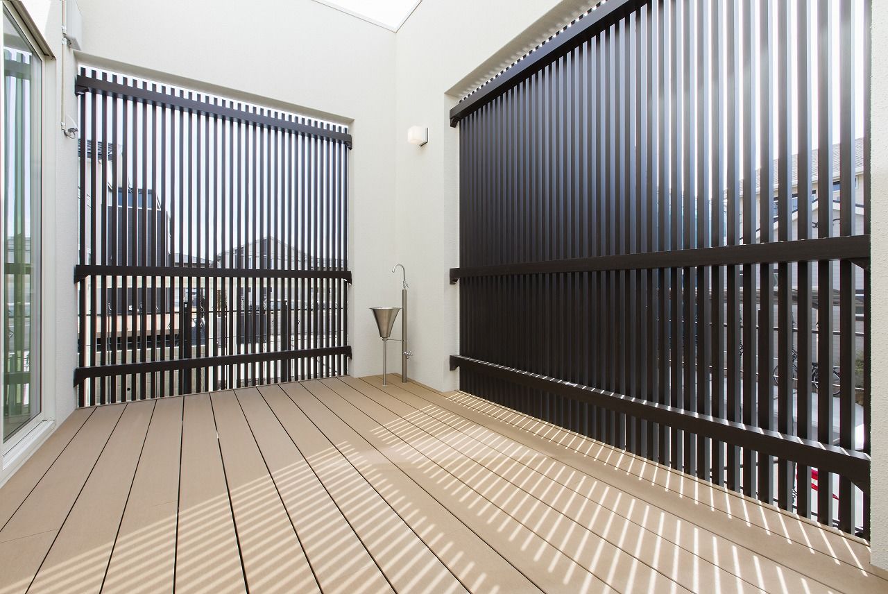 こころ建築設計 オールホワイトの空間に心地よい光が反射する、上質と洗練をまとった住まいの建築実例画像8