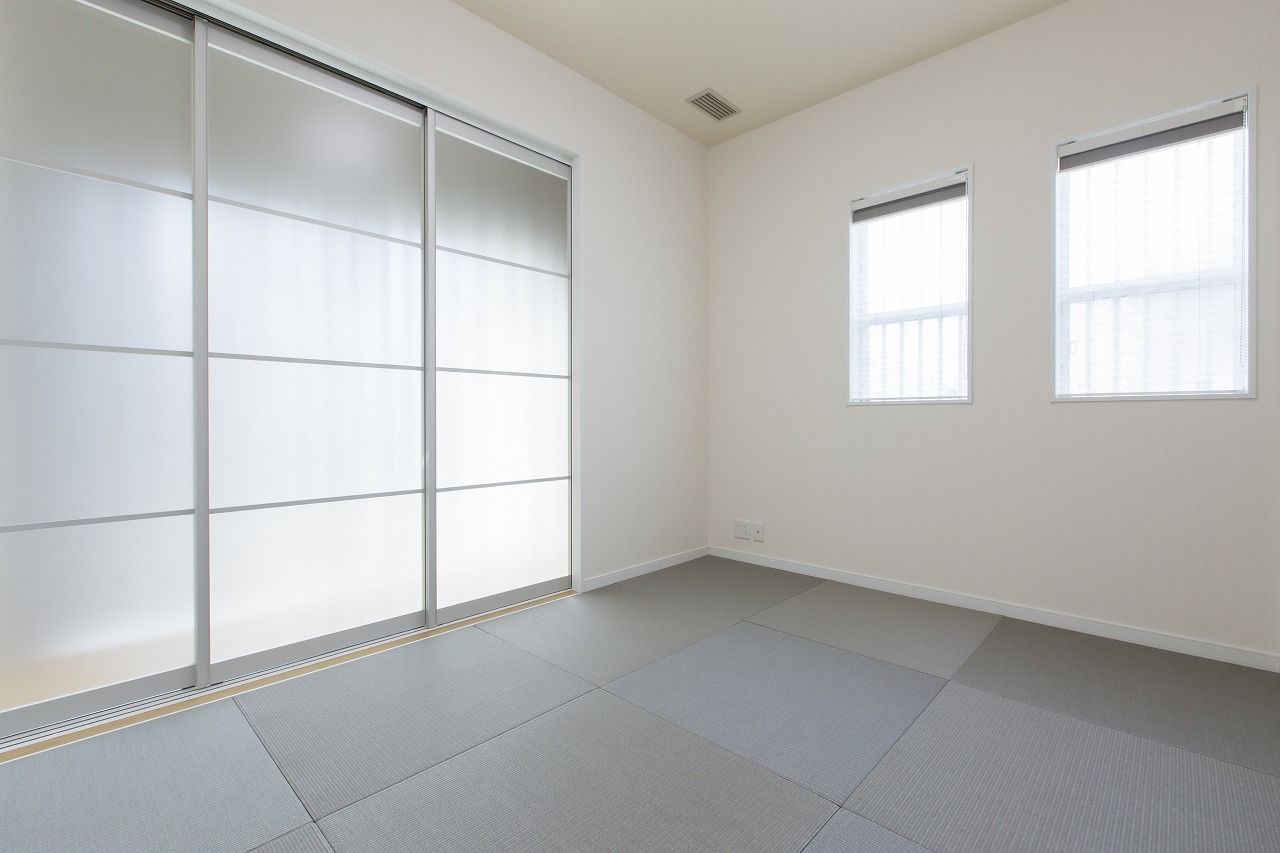 こころ建築設計 オールホワイトの空間に心地よい光が反射する、上質と洗練をまとった住まいの建築実例画像9