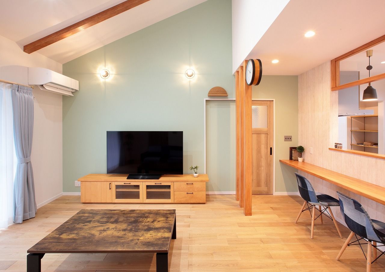 こころ建築設計 【平屋/間取り有】勾配を付けた天井が、平屋とは思えない程の開放感を生み出す住まいの建築実例画像4