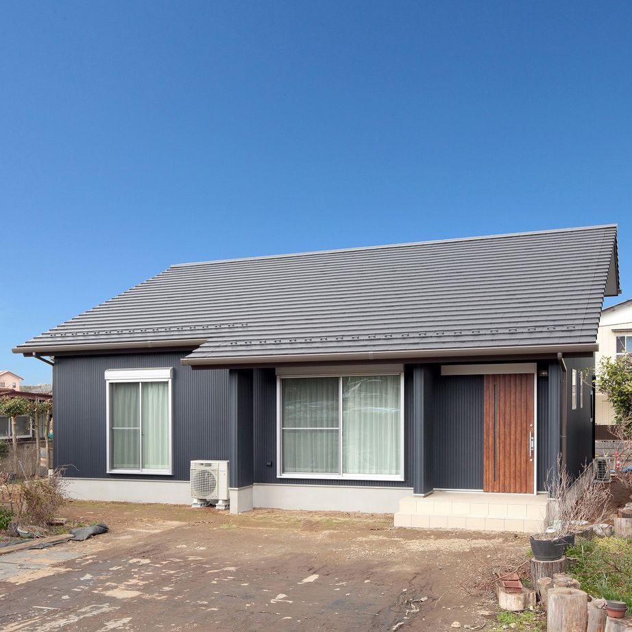 こころ建築設計 【平屋/間取り有】勾配を付けた天井が、平屋とは思えない程の開放感を生み出す住まいの建築実例画像9