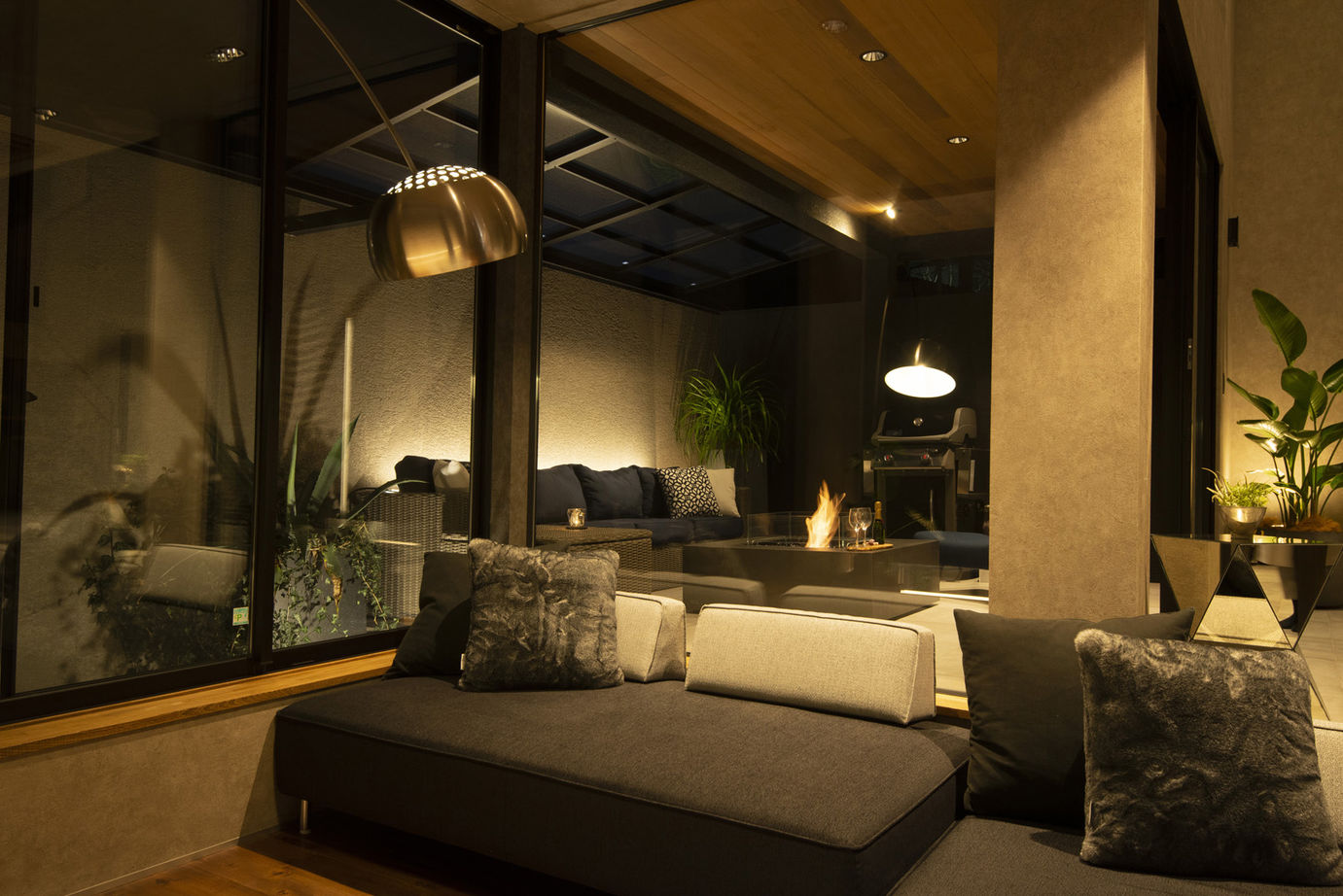 ビーライフ 一級建築士事務所 【奈良県/4000万円～】斬新で快適なラグジュアリー＆ホテルライクな間取設計 高級で豊かな時間を過ごす豪邸の建築実例画像6