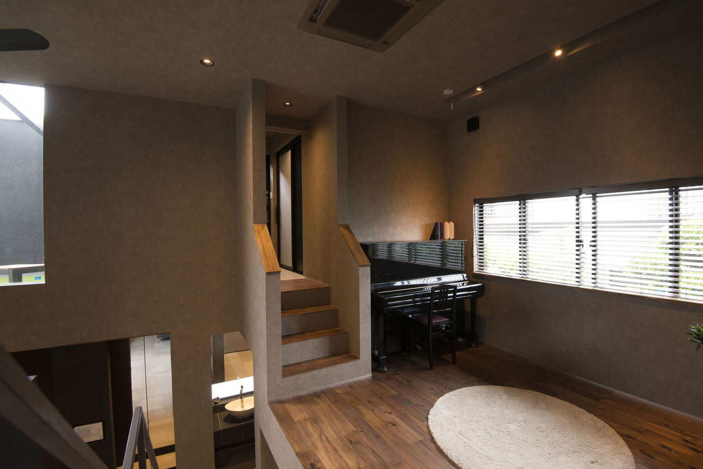 ビーライフ 一級建築士事務所 【奈良県/4000万円～】斬新で快適なラグジュアリー＆ホテルライクな間取設計 高級で豊かな時間を過ごす豪邸の建築実例画像13