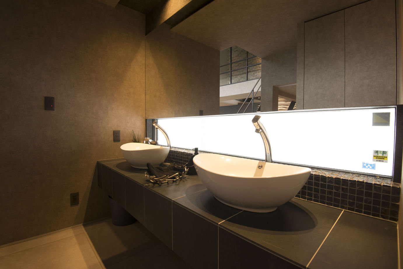 ビーライフ 一級建築士事務所 【奈良県/4000万円～】斬新で快適なラグジュアリー＆ホテルライクな間取設計 高級で豊かな時間を過ごす豪邸の建築実例画像18