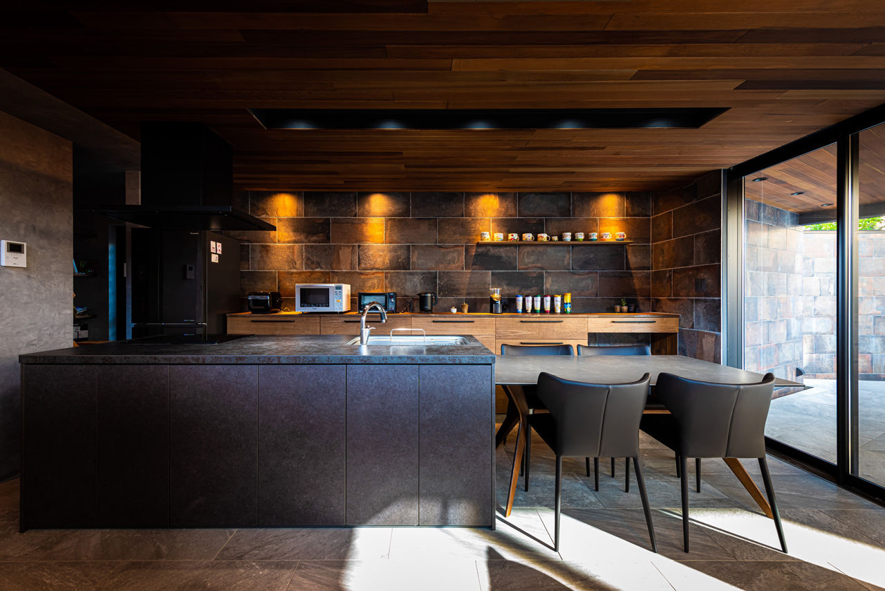 ビーライフ 一級建築士事務所 【奈良県/3000万円台/ホテルライク/高級】間接照明がオシャレな豪邸 大胆な空間と間取り設計で夢をカタチにの建築実例画像5