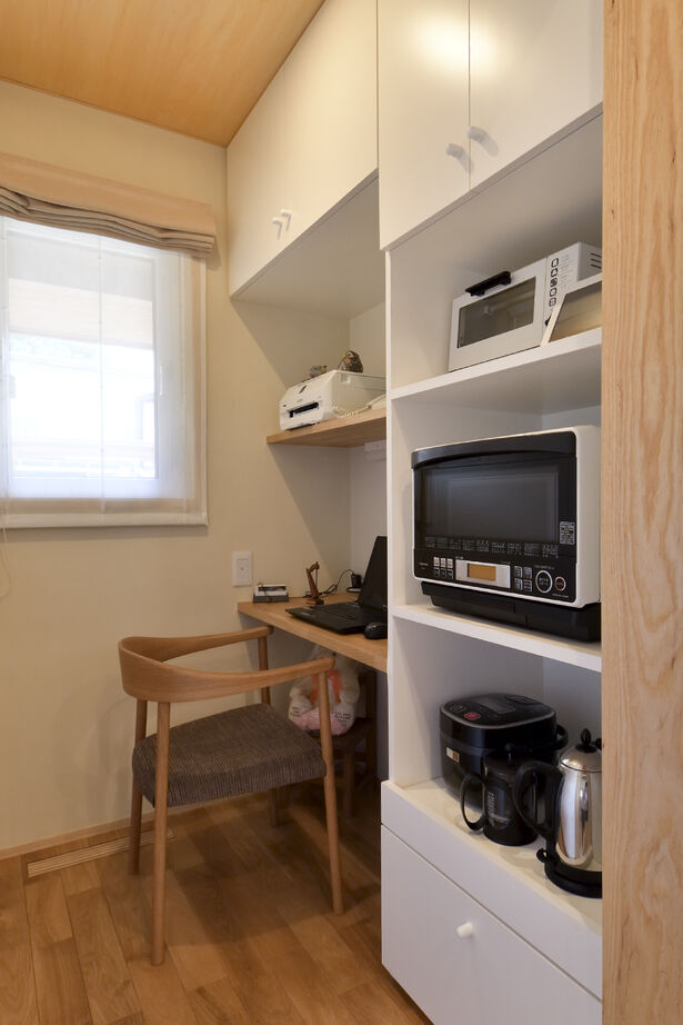 湯本工務店 【ZEH/床下暖房/吹き抜け/中野市/3LDK+S/40.3坪/4000万円台】性能にこだわったオーダーメイドの家の建築実例画像6