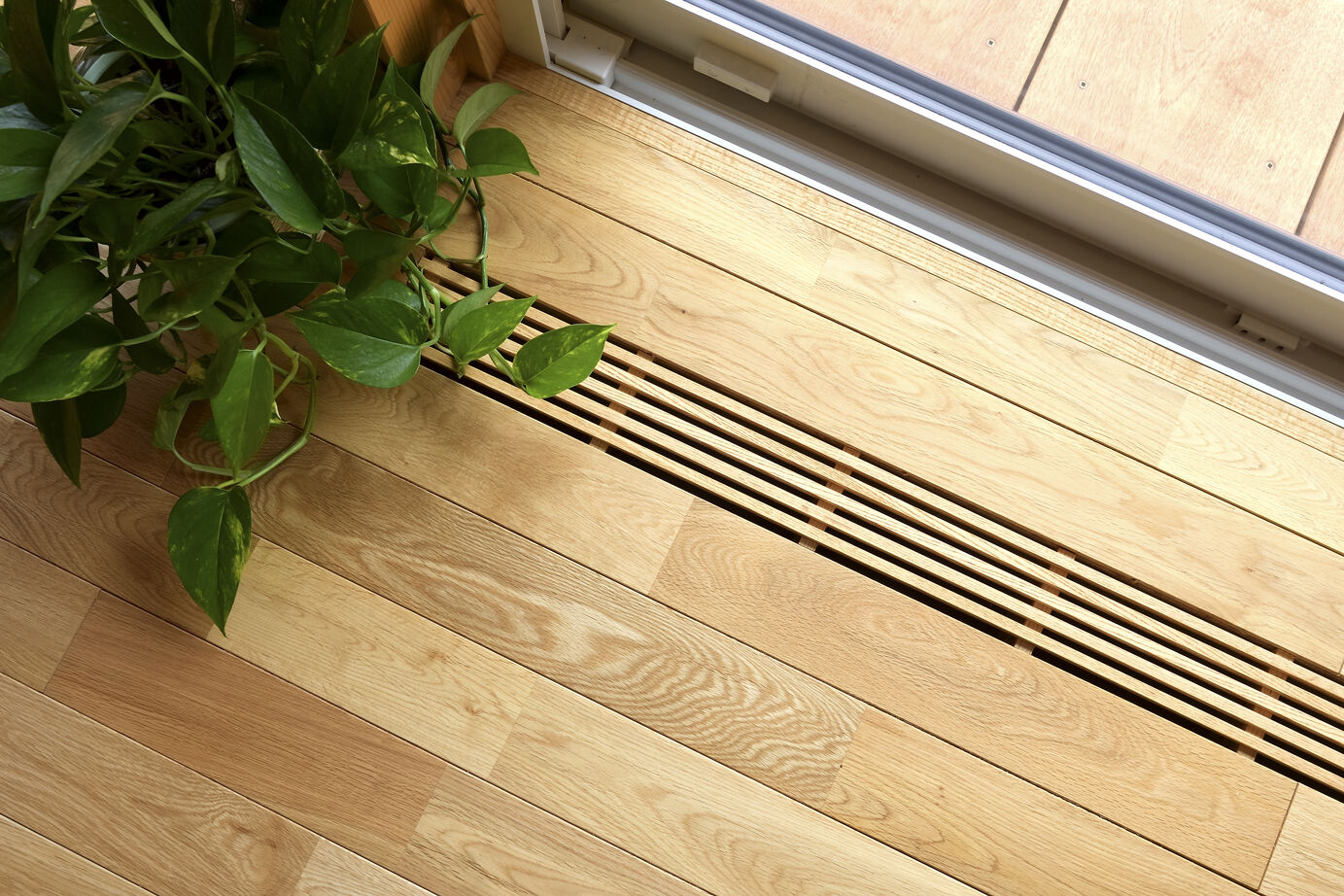 湯本工務店 【ZEH/床下暖房/吹き抜け/中野市/3LDK+S/40.3坪/4000万円台】性能にこだわったオーダーメイドの家の建築実例画像8