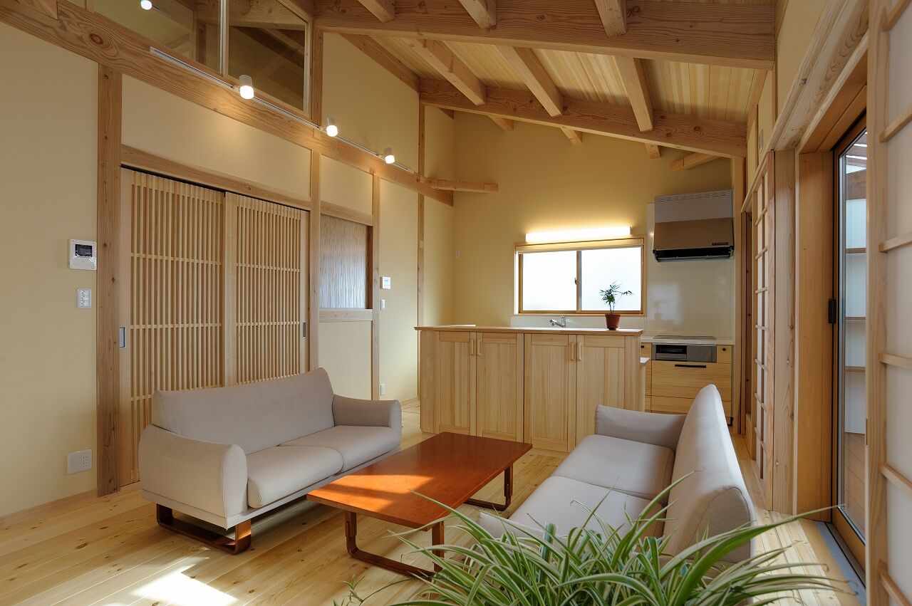 湯本工務店 【自然素材/無垢材/平屋/インナーガレージ/33坪/2000万円台】金井の家の建築実例画像3