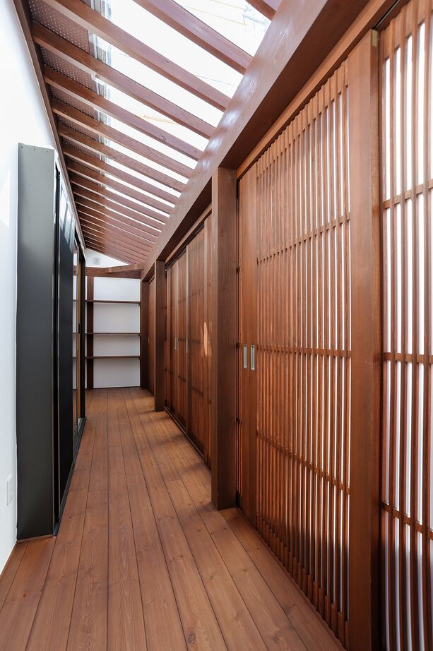 湯本工務店 【自然素材/無垢材/平屋/インナーガレージ/33坪/2000万円台】金井の家の建築実例画像6