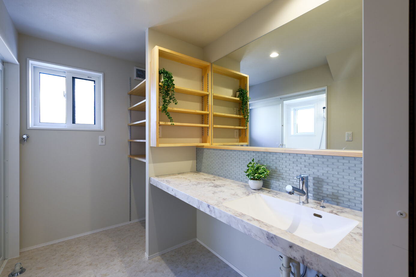 湯本工務店 【二世帯住宅/2LDK+3LDK/52.35坪/4000万円台】ふたつの暮らしが豊かに広がる家の建築実例画像4