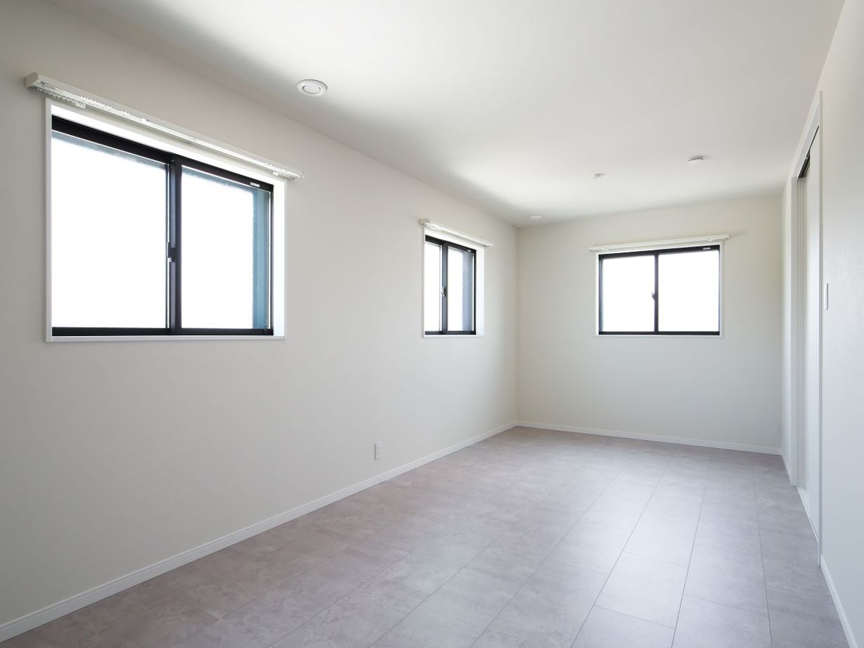 沖田工務店 【寝屋川市｜1000万円台|間取り有】モノトーンインテリア×平屋風プラン。冬でも暖かく過ごせる家の建築実例画像7