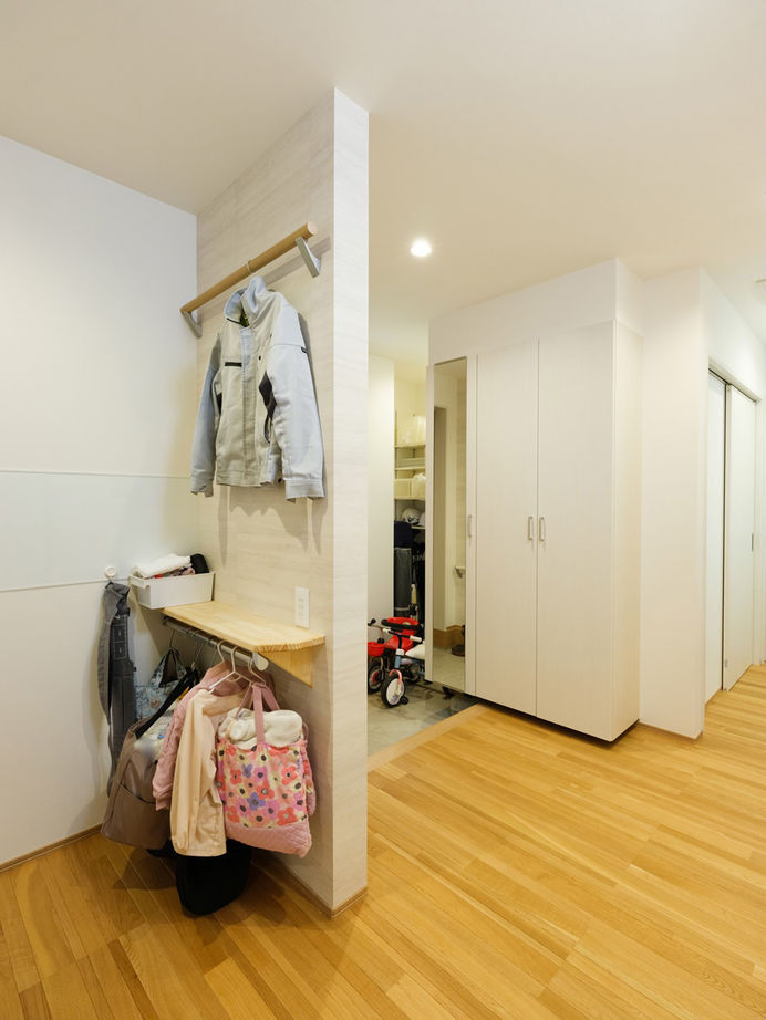 山崎建設 【習志野市/2000万円台/間取り図有り】リビングの吹抜けが開放的なジャパンディスタイルの住まいの建築実例画像7