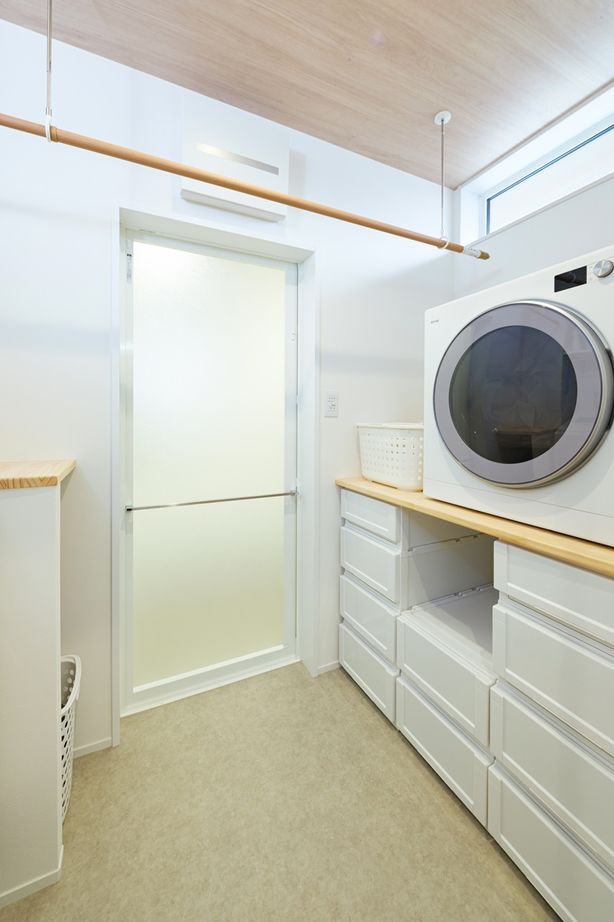 山崎建設 【習志野市/2000万円台/間取り図有り】リビングの吹抜けが開放的なジャパンディスタイルの住まいの建築実例画像8