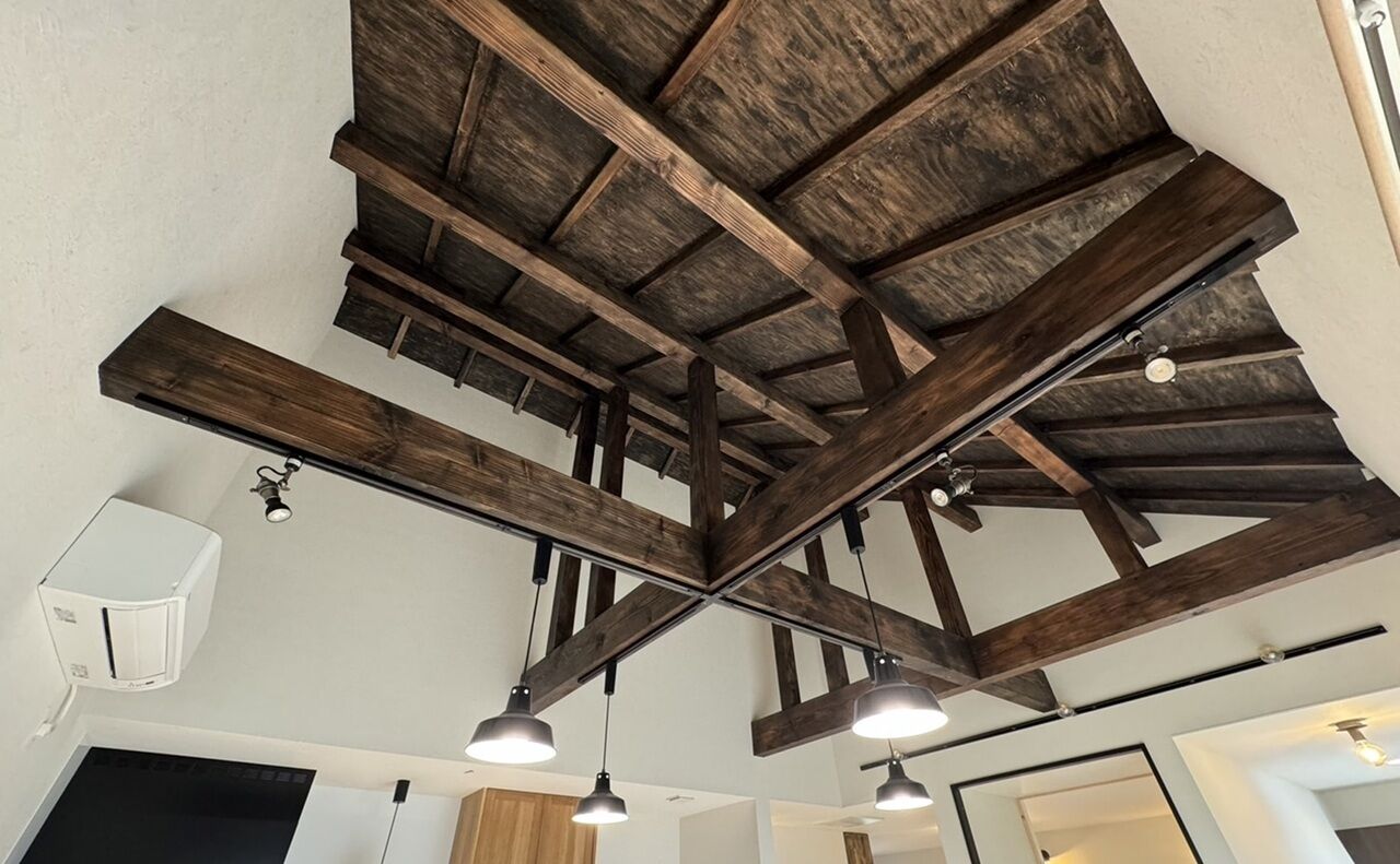 山崎建設 【1000万円台/間取り図有り】まるで古民家のような落ち着き。無垢材をふんだんに使った平屋の住まいの建築実例画像3