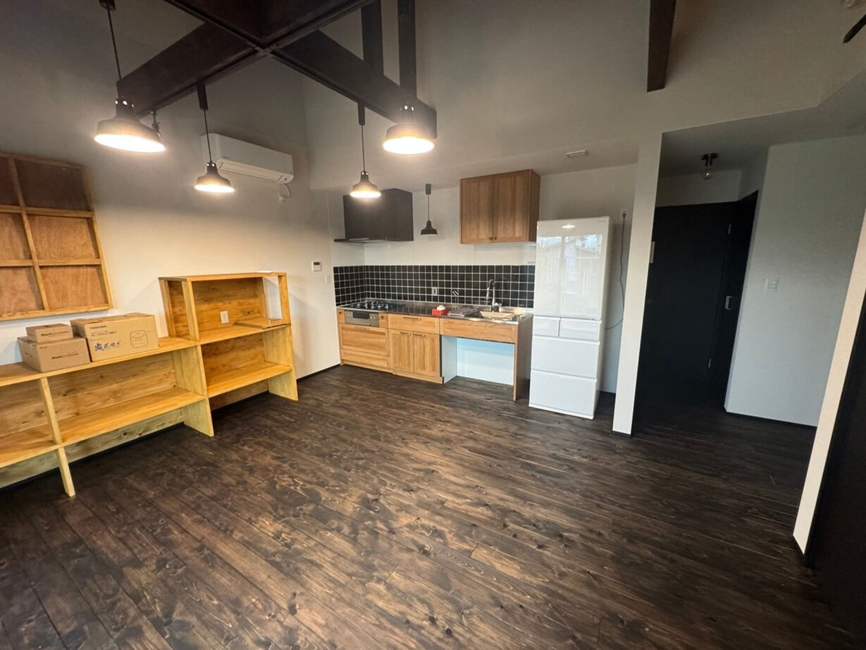 山崎建設 【1000万円台/間取り図有り】まるで古民家のような落ち着き。無垢材をふんだんに使った平屋の住まいの建築実例画像4