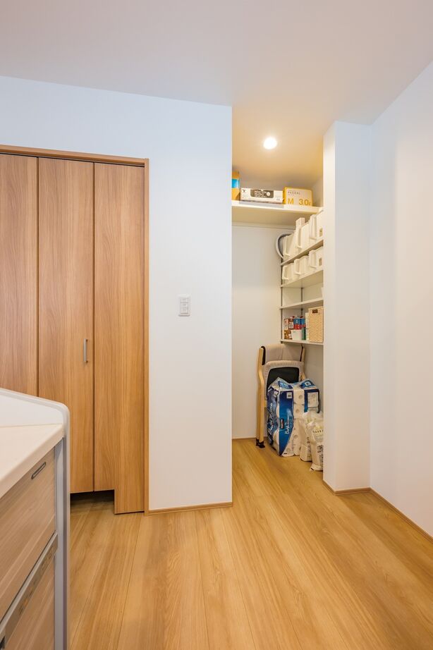 山崎建設 【3000万円台/間取り図有り】子育て世帯が快適に暮らせる工夫が詰まったナチュラルテイストの家の建築実例画像8