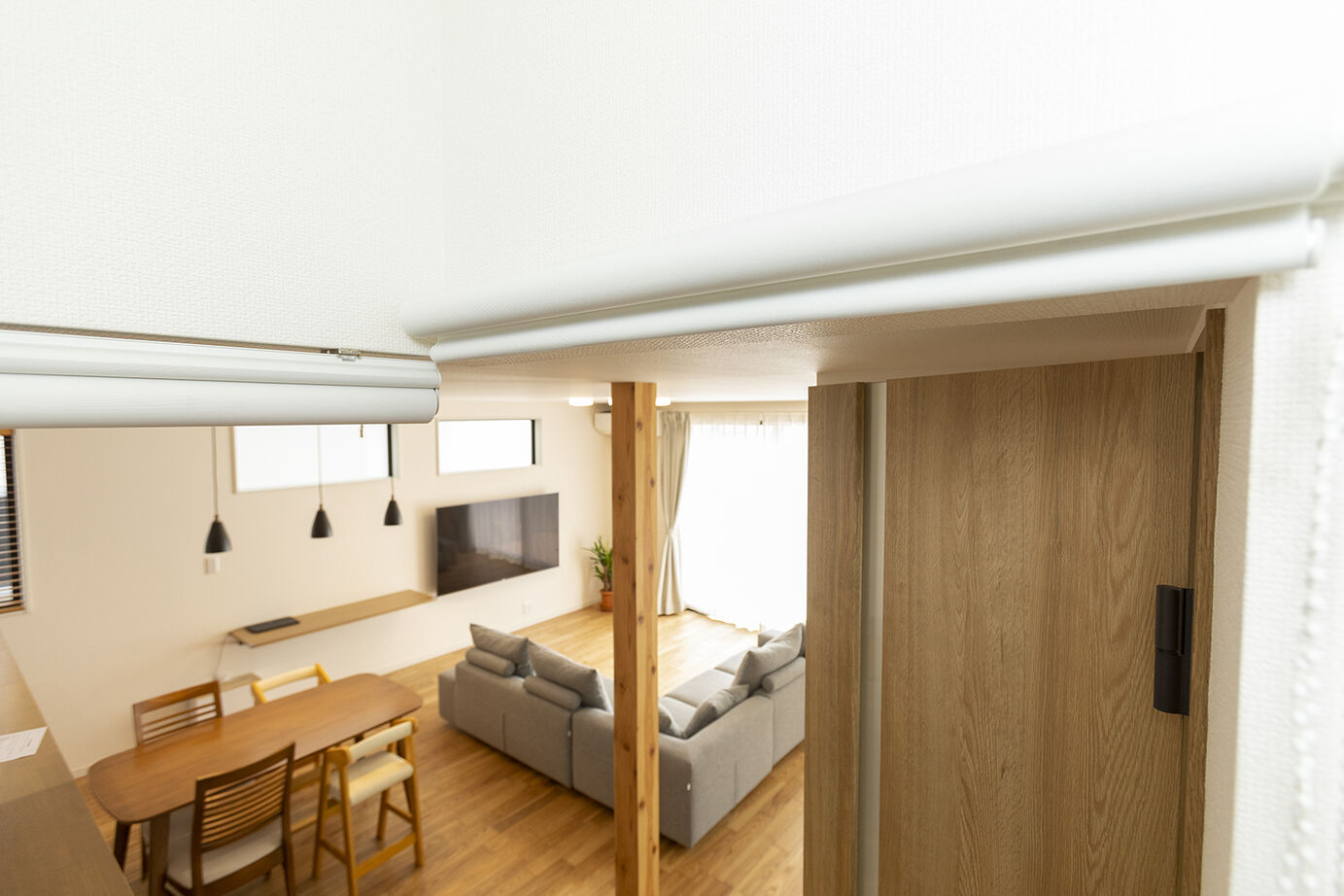 東栄住宅 【延床37.6坪／間取図有】400km離れた場所からリモート活用で叶えた、遊び心あふれる住まいの建築実例画像9