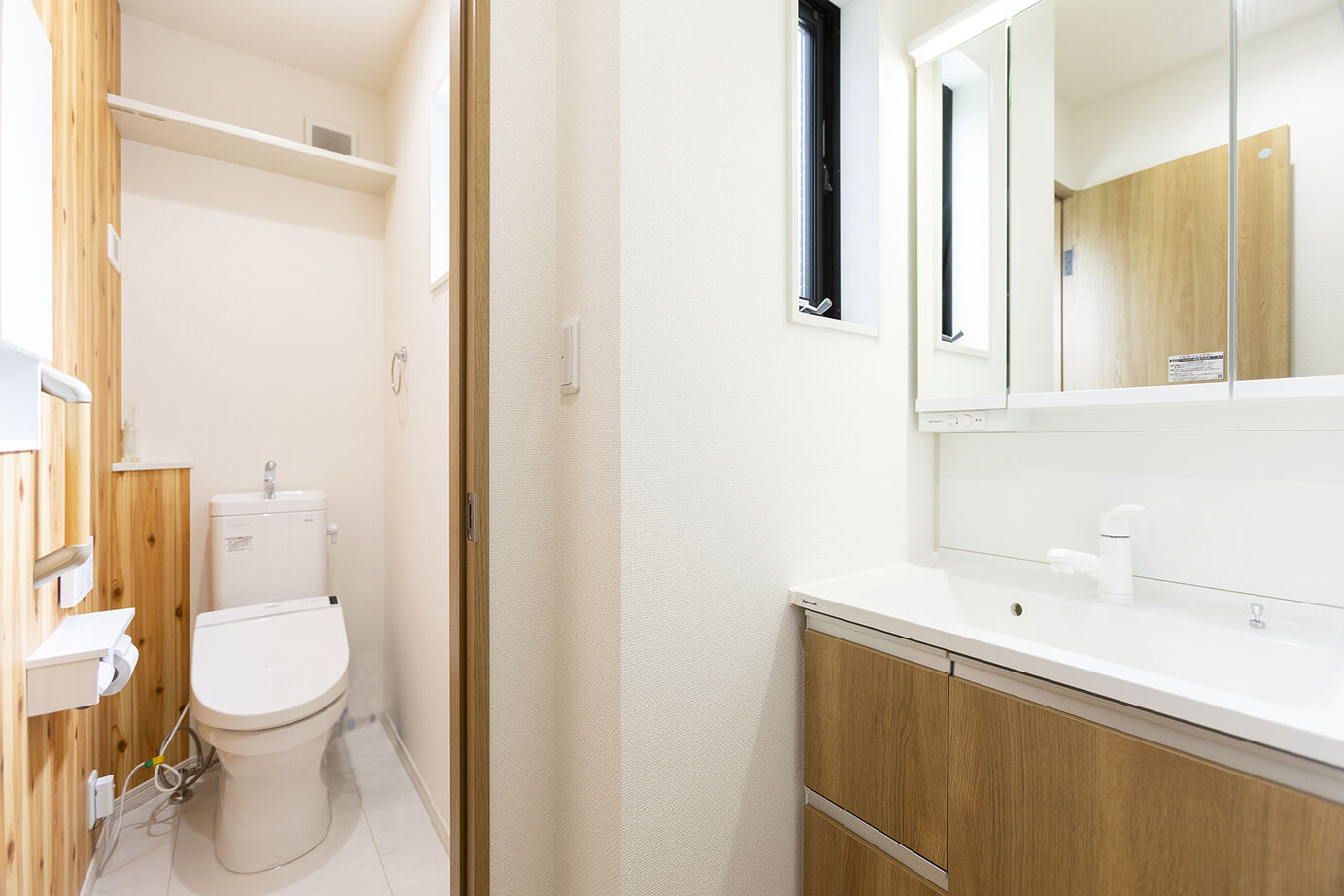 東栄住宅 【延床37.6坪／間取図有】400km離れた場所からリモート活用で叶えた、遊び心あふれる住まいの建築実例画像15