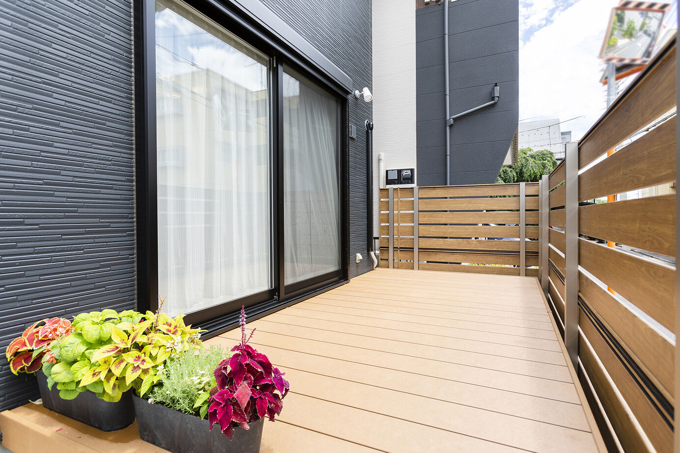 東栄住宅 【延床37.6坪／間取図有】400km離れた場所からリモート活用で叶えた、遊び心あふれる住まいの建築実例画像16