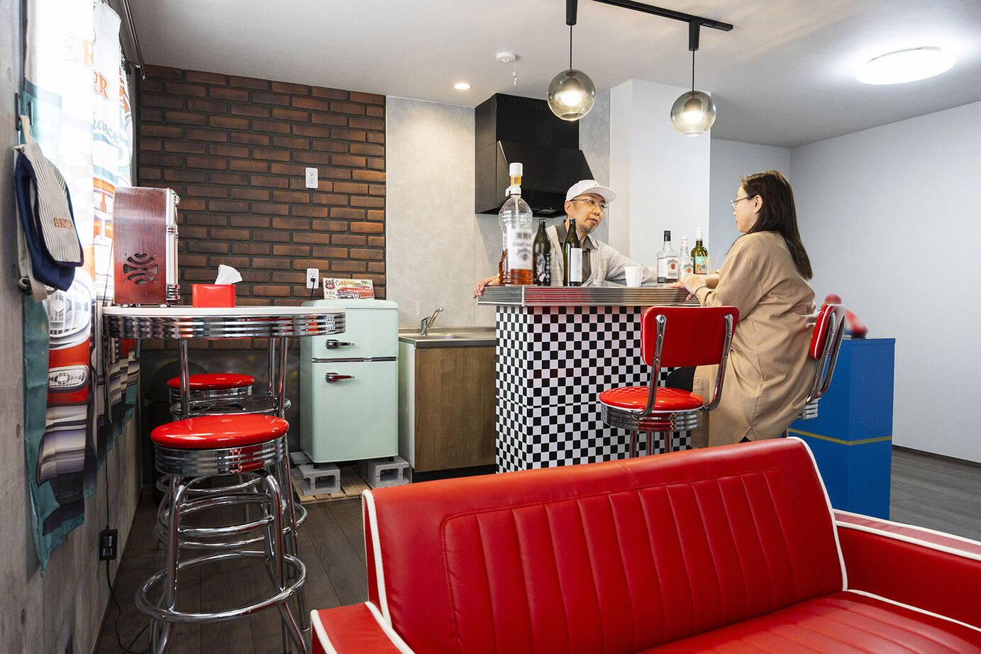 東栄住宅 【延床41.3坪／間取図】１階は人が集う広々としたリビング、2階に家族が寛ぐサブリビングを設けた住まいの建築実例画像9