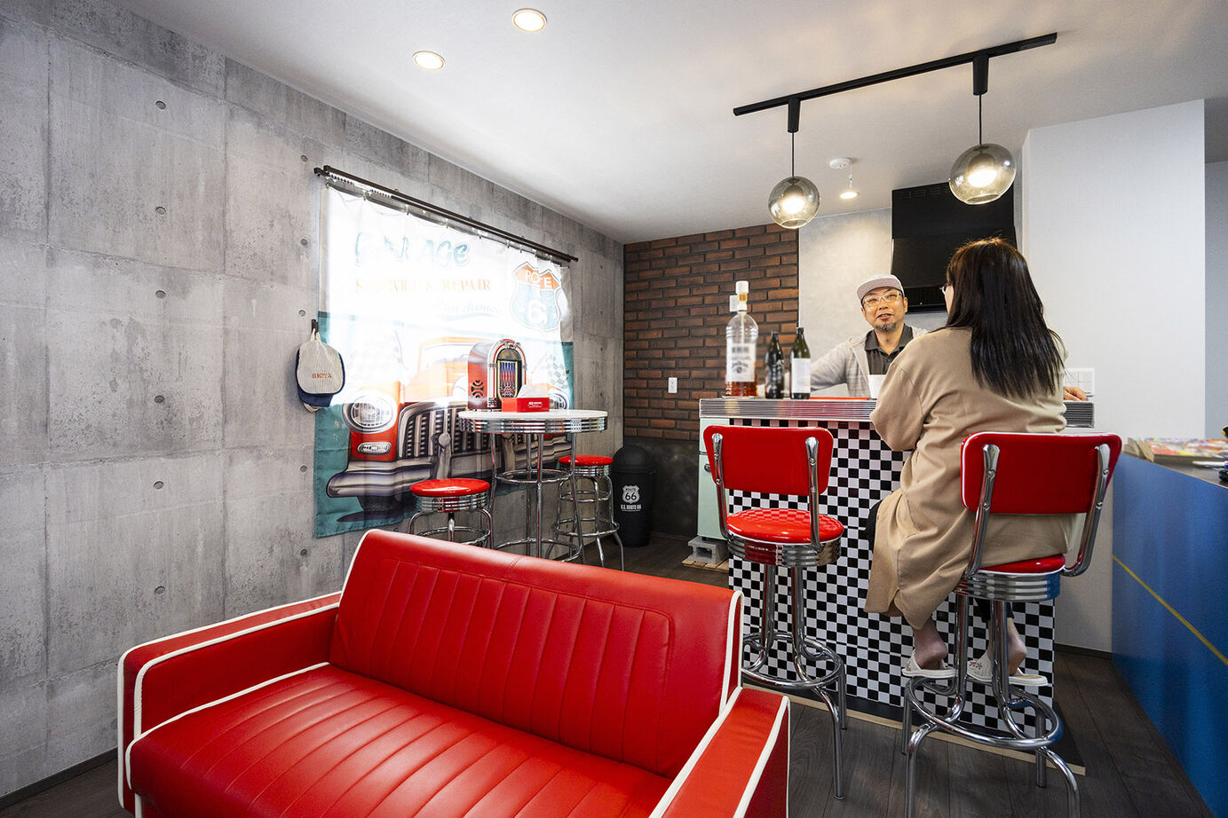 東栄住宅 【延床41.3坪／間取図】１階は人が集う広々としたリビング、2階に家族が寛ぐサブリビングを設けた住まいの建築実例画像11