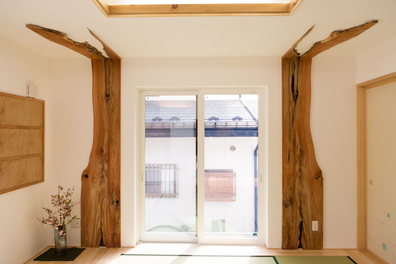 無添加住宅/東野建設工業 【岩手県/吹抜け/塗り壁/無垢材】一瞬で圧倒される 世界でひとつだけの家 の建築実例画像5
