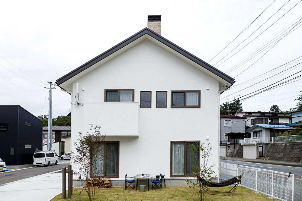 無添加住宅/東野建設工業 【盛岡市/2000万円台/塗り壁/無垢材】薪ストーブのある高級感漂う住まいの建築実例画像4