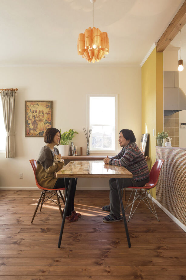 フラワーホーム 【2355万円/51.4坪/アメリカンハウス/二世帯住宅/完全分離型】2家族が快適に暮らせる土地探しからスタートの建築実例画像2