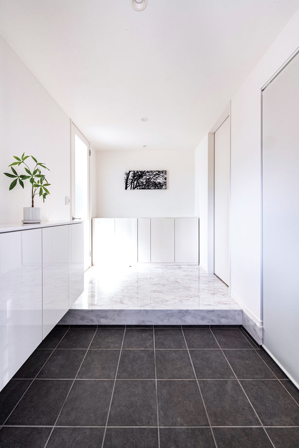 昭和建設 【吹抜の開放感を味わえる平屋】窓越しの緑景を取り込み、モデルハウスのような美しさを追求した家の建築実例画像17