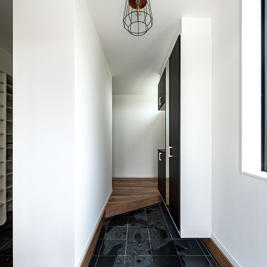 昭和建設 【2200万円台で建てた家／間取り図有】デザインや動線の理想を叶え、ゆったり暮らしを楽しむ平屋の建築実例画像4