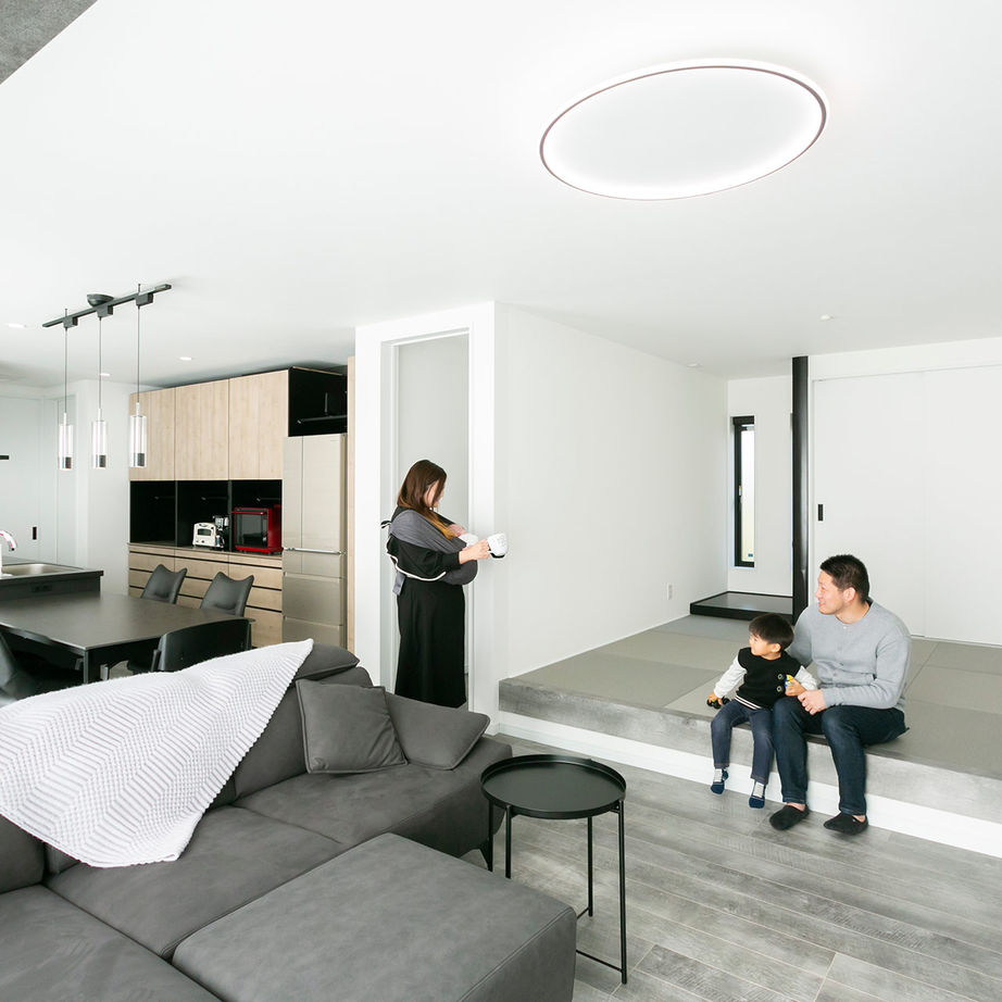 昭和建設 【2500万円台で建てた家／間取り図有】収納スペースもオシャレ＆個性的に。生活感を出さずに暮らせる平屋の建築実例画像2