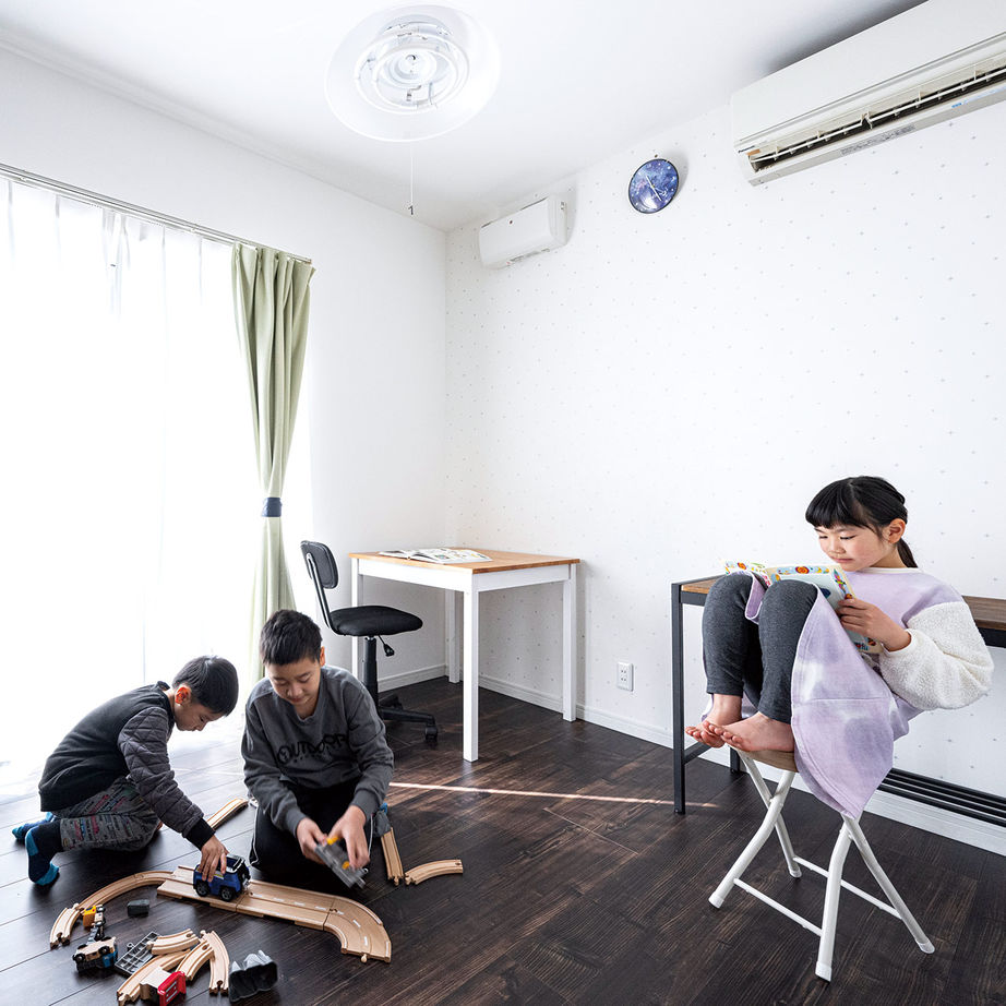 昭和建設 【1600万円台で建てた家／間取り図有】家族の時間を大切に、家事ラク動線も叶えたリビング中心の平屋の建築実例画像9